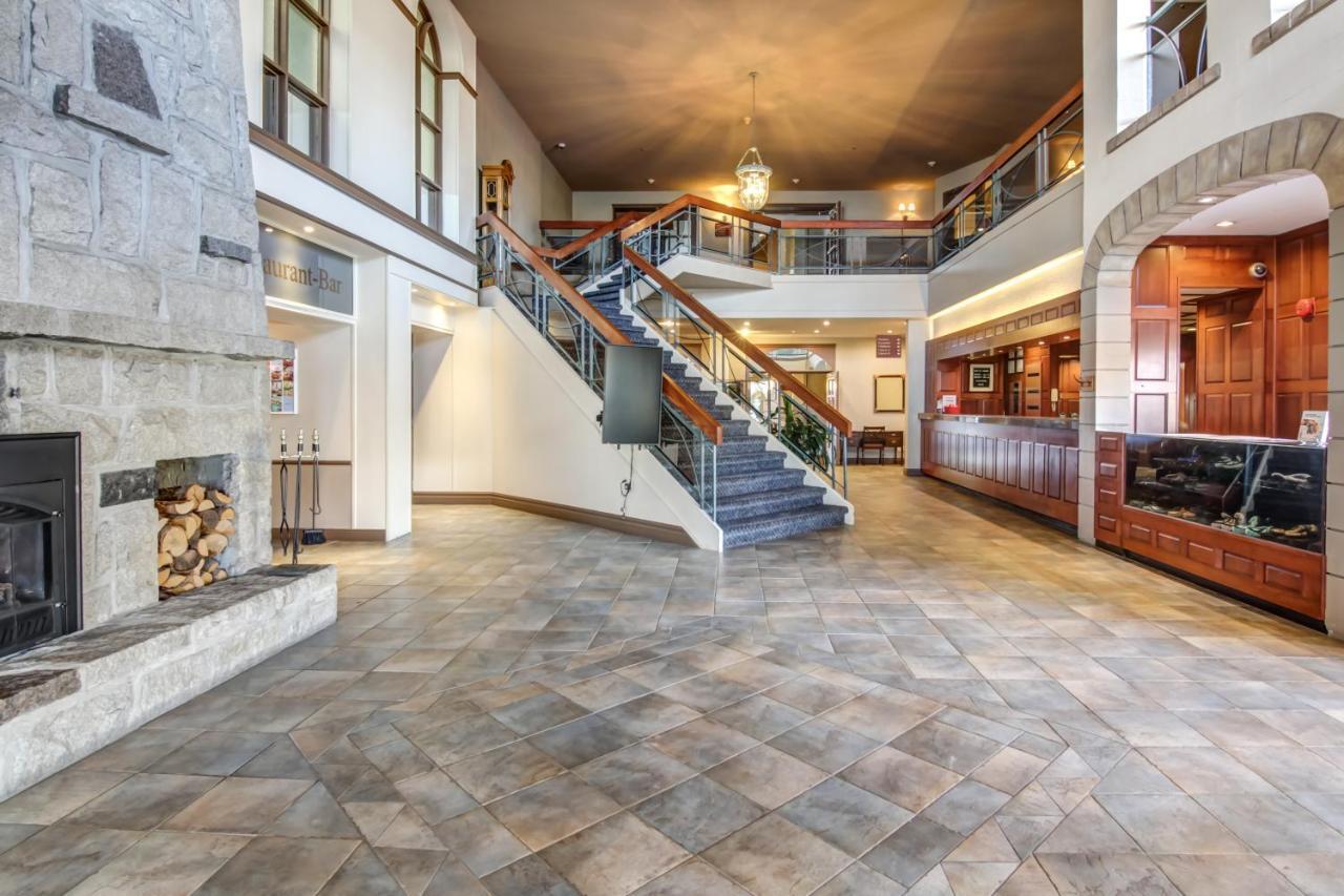 La Saguenéenne - Hôtel et Centre de Congrès Chicoutimi Extérieur photo